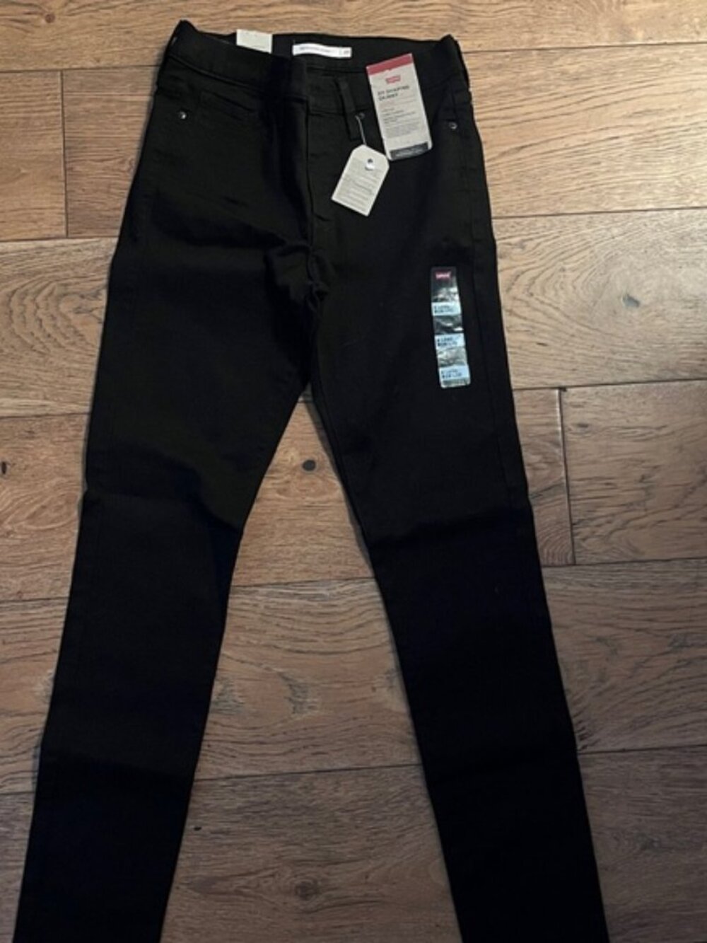 Levi's  311 Shaping Skinny Jeans 28x32 NWOT Black
